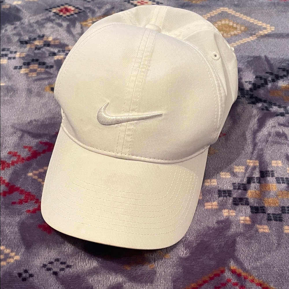 Nike white adjustable hat